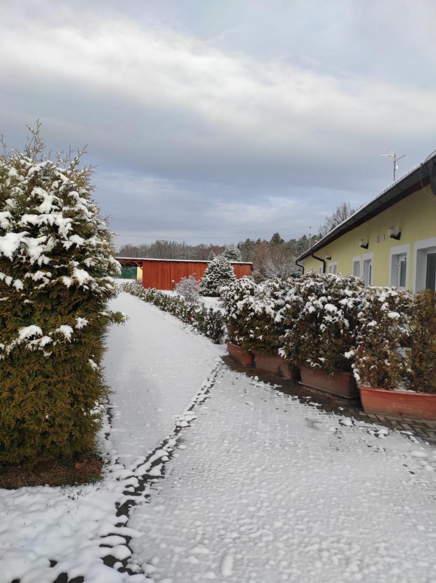 Penzion Kosky Hamr Exterior photo